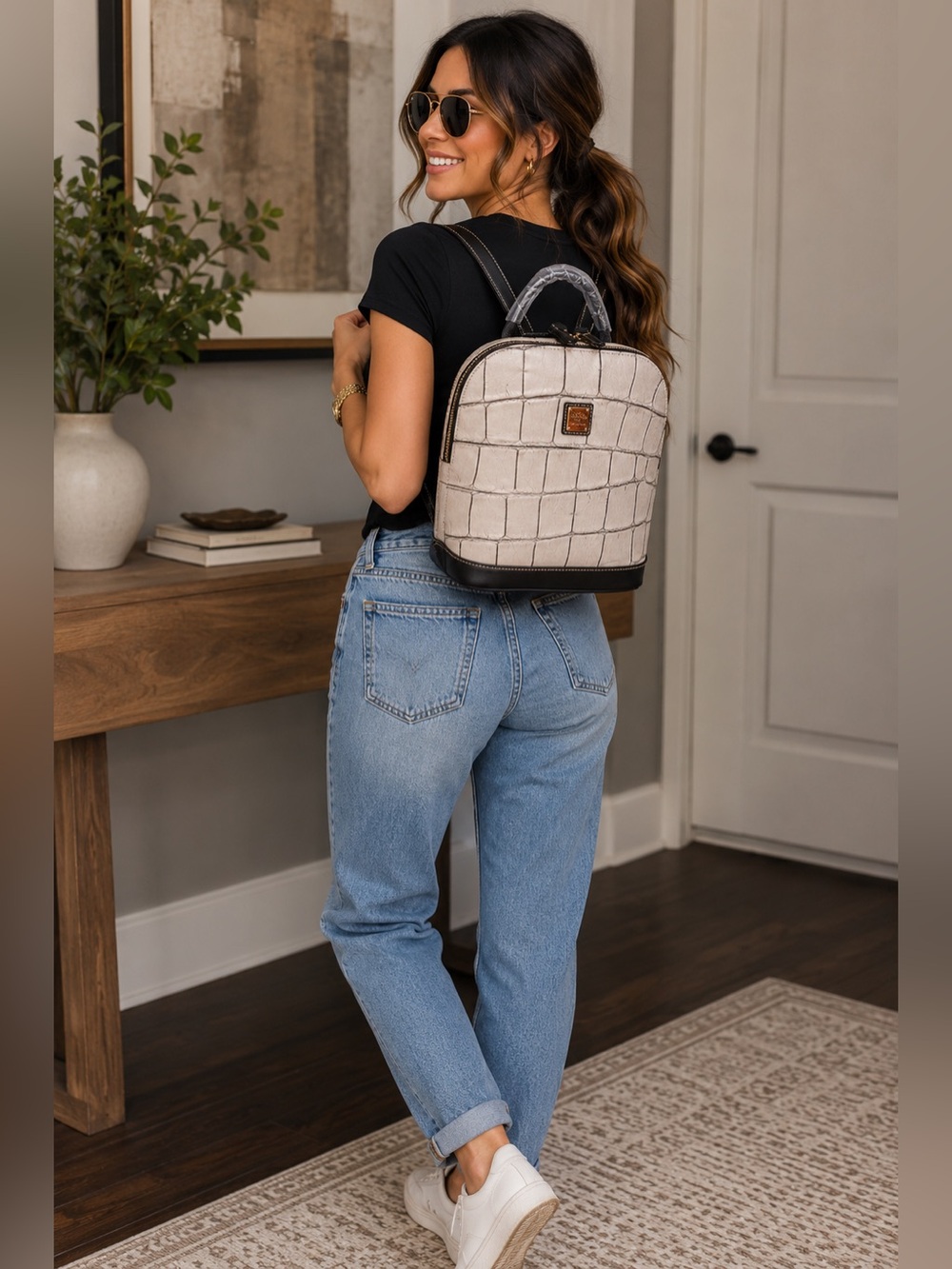 💕💕New Dooney & Bourke Croc Embossed Backpack